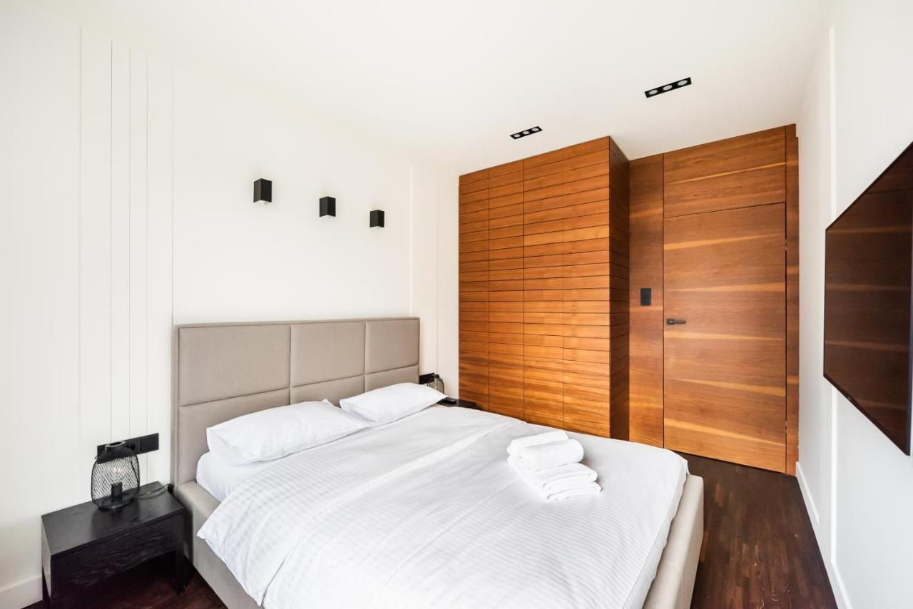 Wola Luxury Wooden Apartment Warsaw Exterior photo