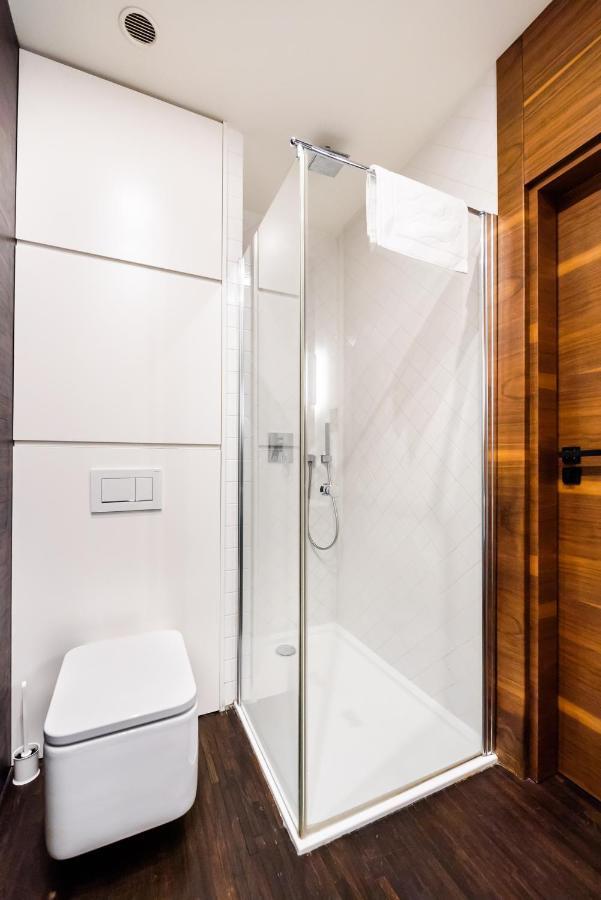 Wola Luxury Wooden Apartment Warsaw Exterior photo